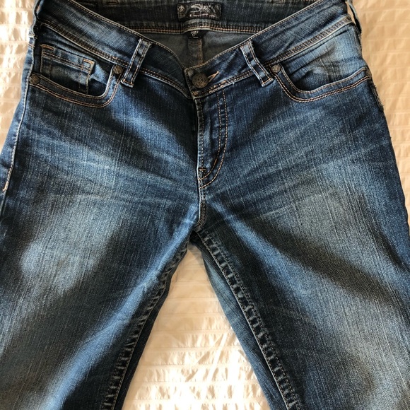 Silver Suki 17” Jeans W31/L34 - Picture 2 of 3